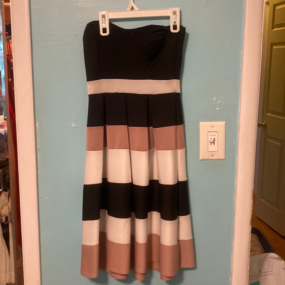 Strapless dress